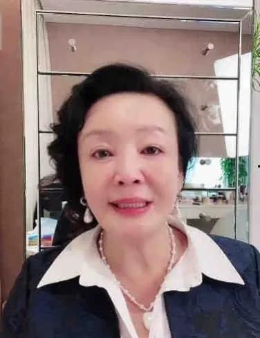 娛樂(lè)圈吃瓜美女是誰(shuí)圖片,身份之謎引熱議